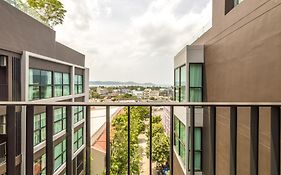 Dlux Condominium 510